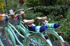 russian-river-cottages-with-bicycles
